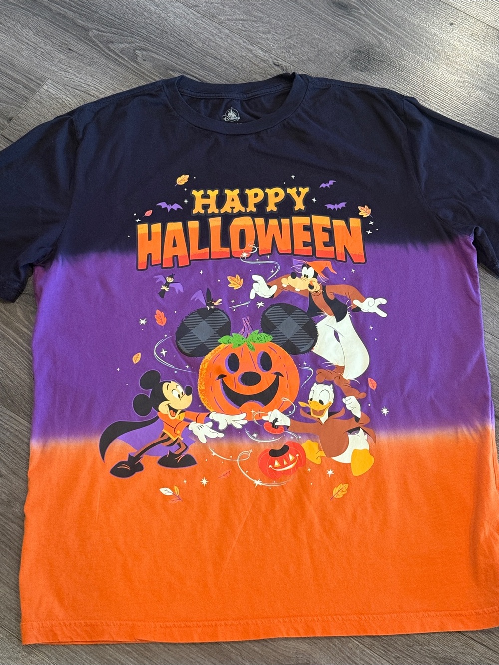 🎃 Disney Black, Purple & Orange 'Happy Halloween' Graphic Tee Disney Parks